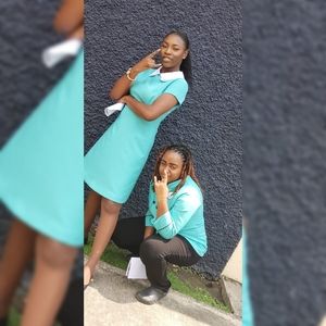 Meet your Posher, Roxanne